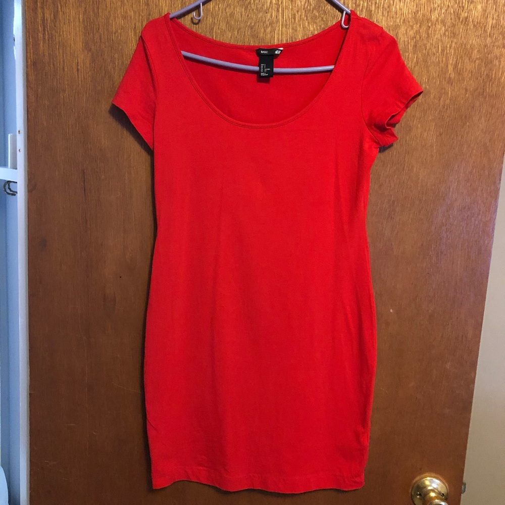 H&M short sleeve summer causal red dress